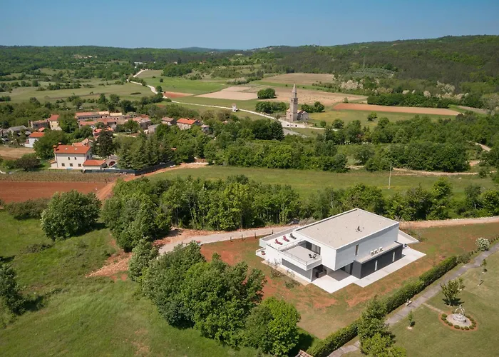 3 Bedroom Awesome In * Sterna