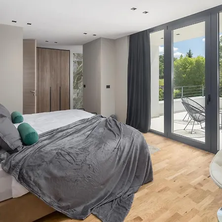 3 Bedroom Awesome In Sterna * Boskari