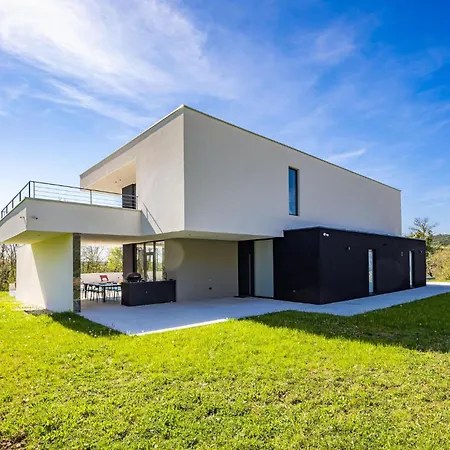 Ferienhaus Gorgeous In Sterna