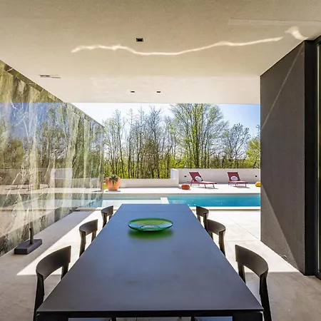 Ferienhaus Gorgeous In *