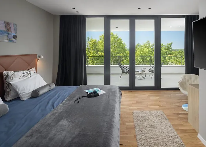 3 Bedroom Awesome In Feriehus