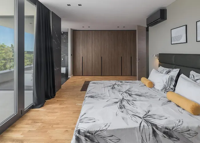 3 Bedroom Awesome In