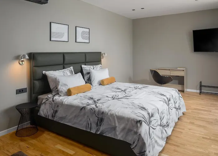 3 Bedroom Awesome In Feriehus Sterna