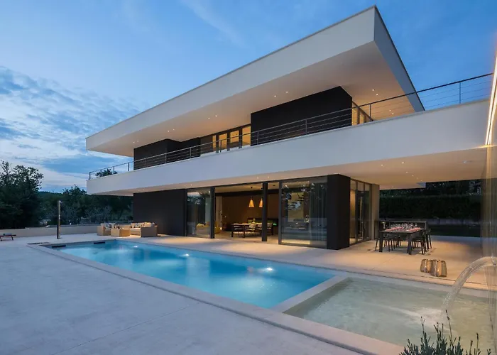 펜션 3 Bedroom Awesome In Sterna