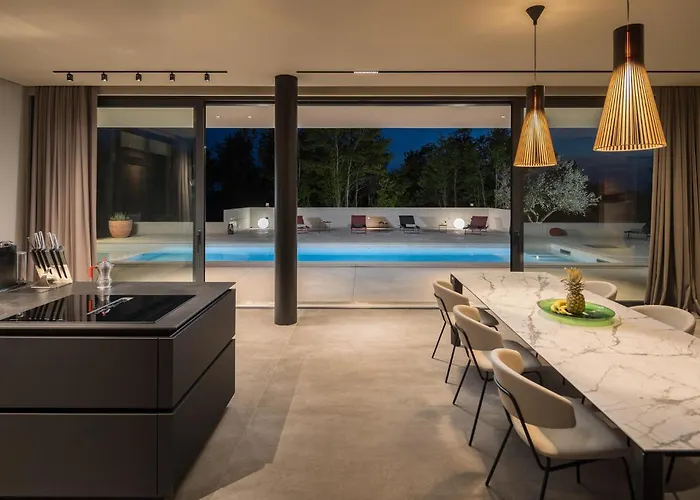 3 Bedroom Awesome In 펜션 *